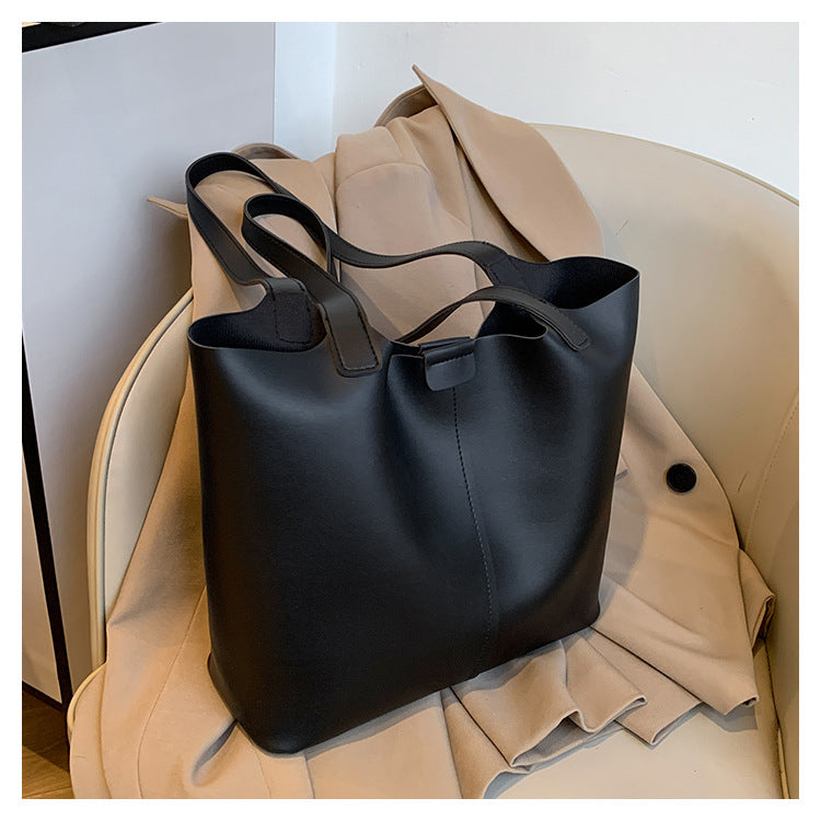 Fashionable & Versatile Commuter Shoulder Bag