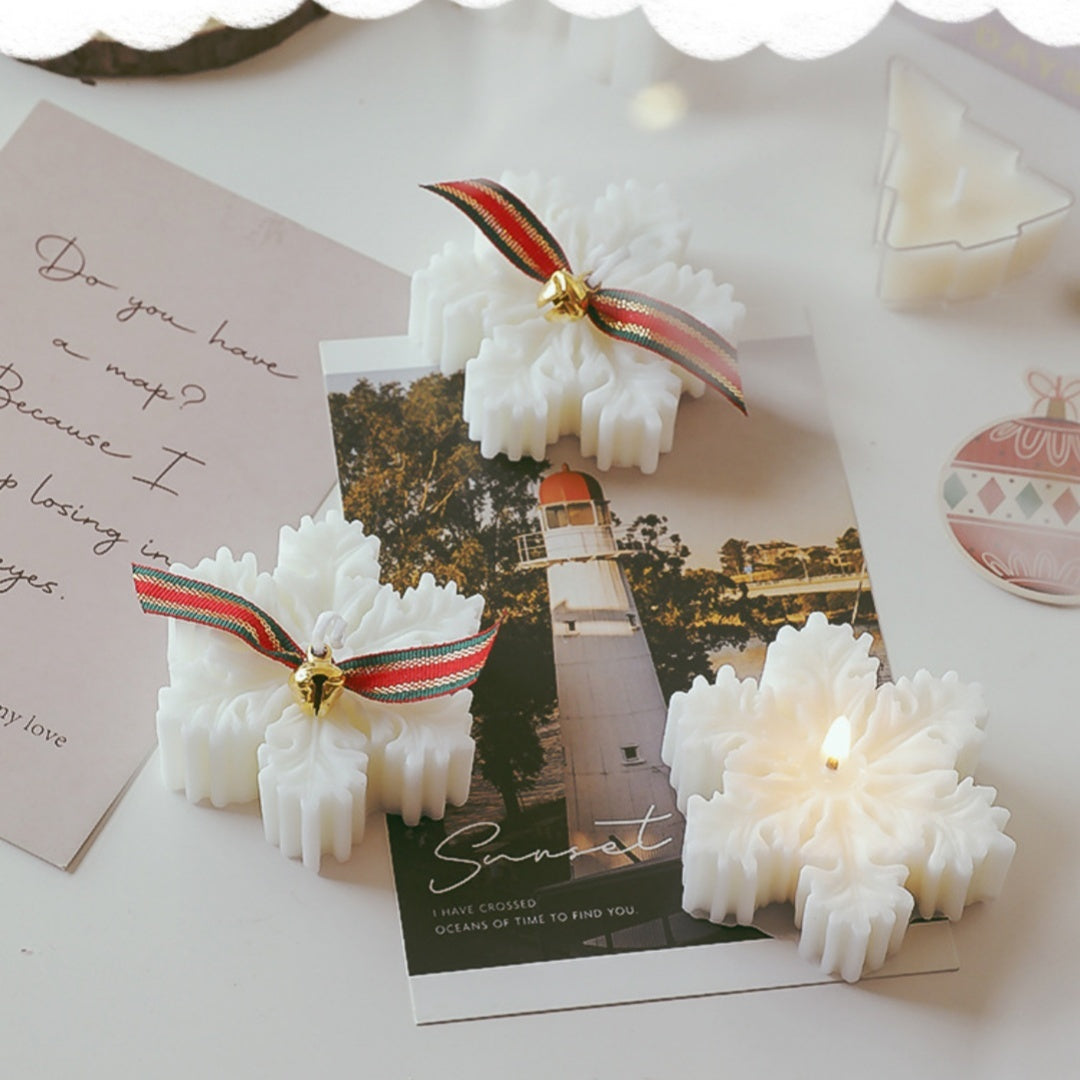 Snowflake Christmas Aromatherapy Candle