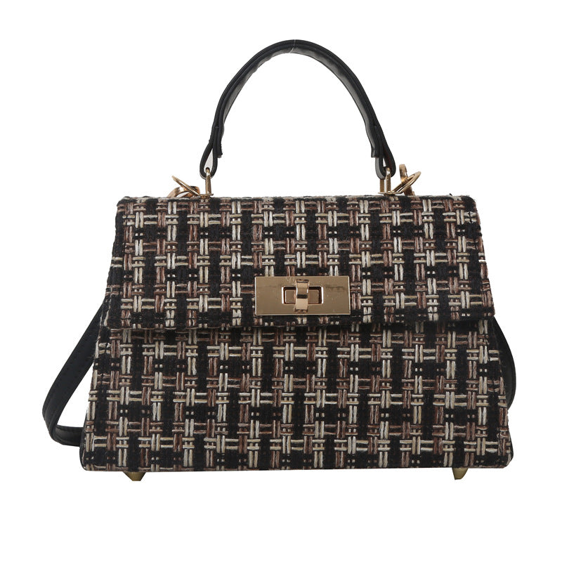 Simple Chic Crossbody Bag