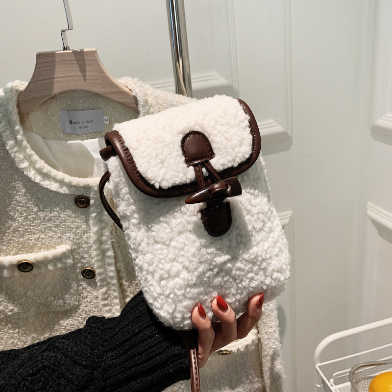 Mini Lamb Plush Crossbody – Soft Designer-Style Shoulder Bag