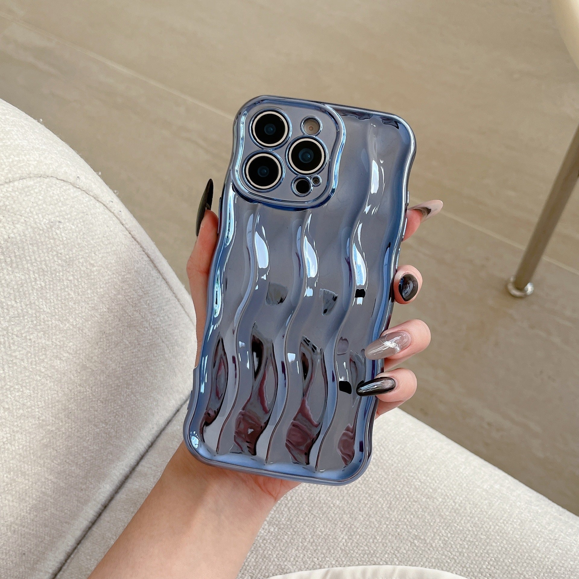 Electroplated 3D Wave Stripe Protective Phone Case (17)
