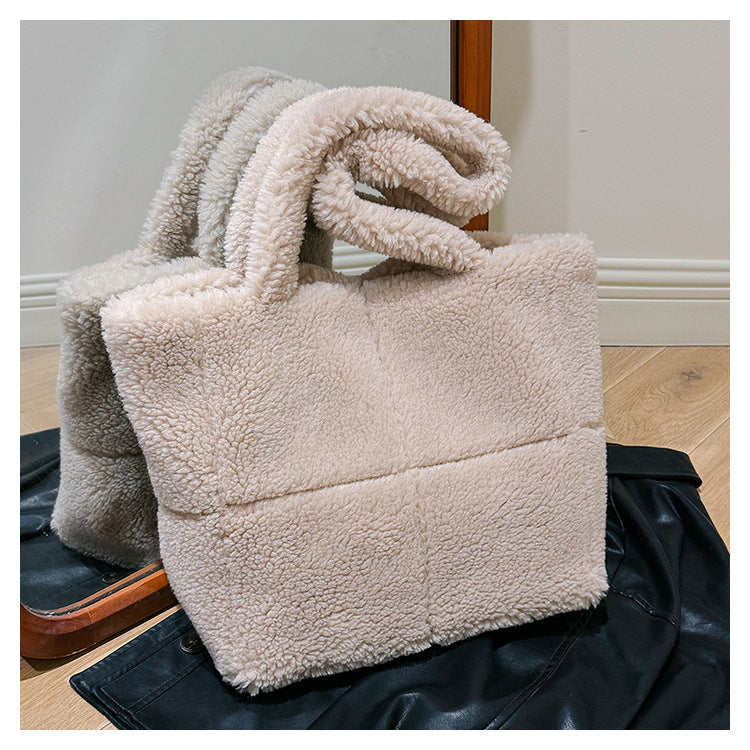 Korean-Style Plaid Wool Plush tote