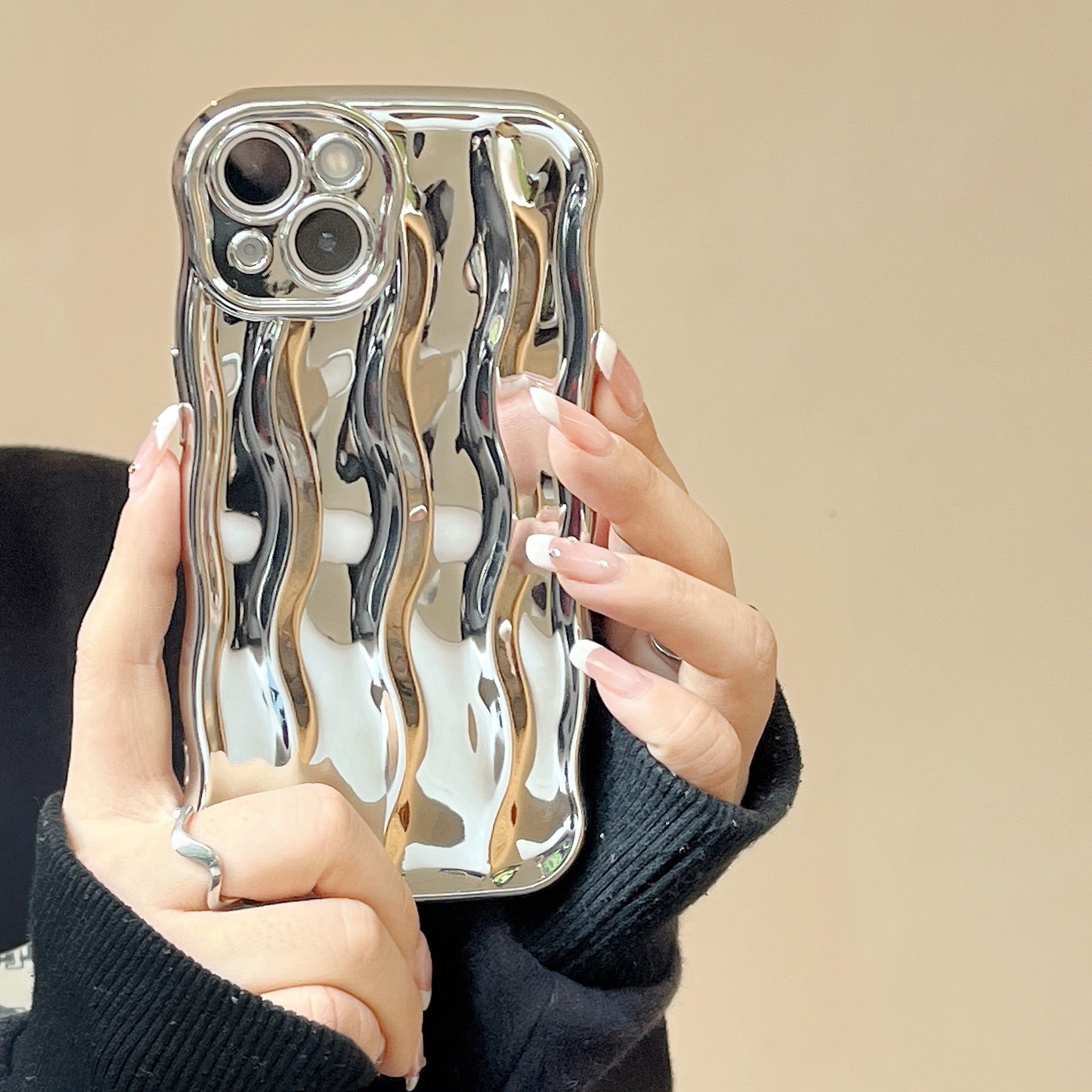 Electroplated 3D Wave Stripe Protective Phone Case (17)
