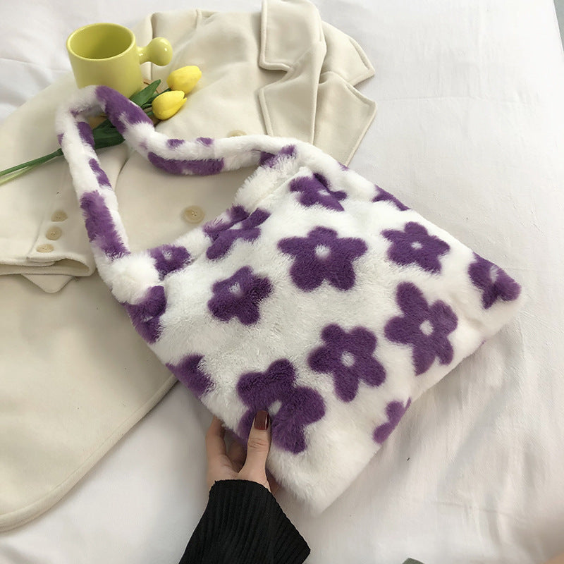 Floral Contrast Plush Large Capacity Shoulder Bag