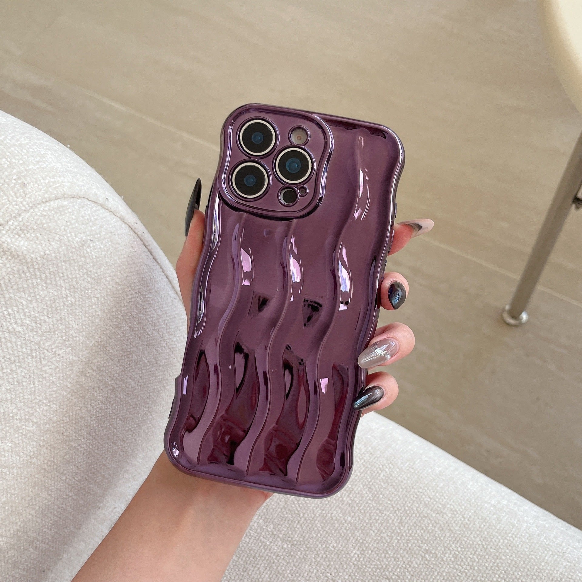 Electroplated 3D Wave Stripe Protective Phone Case (17)