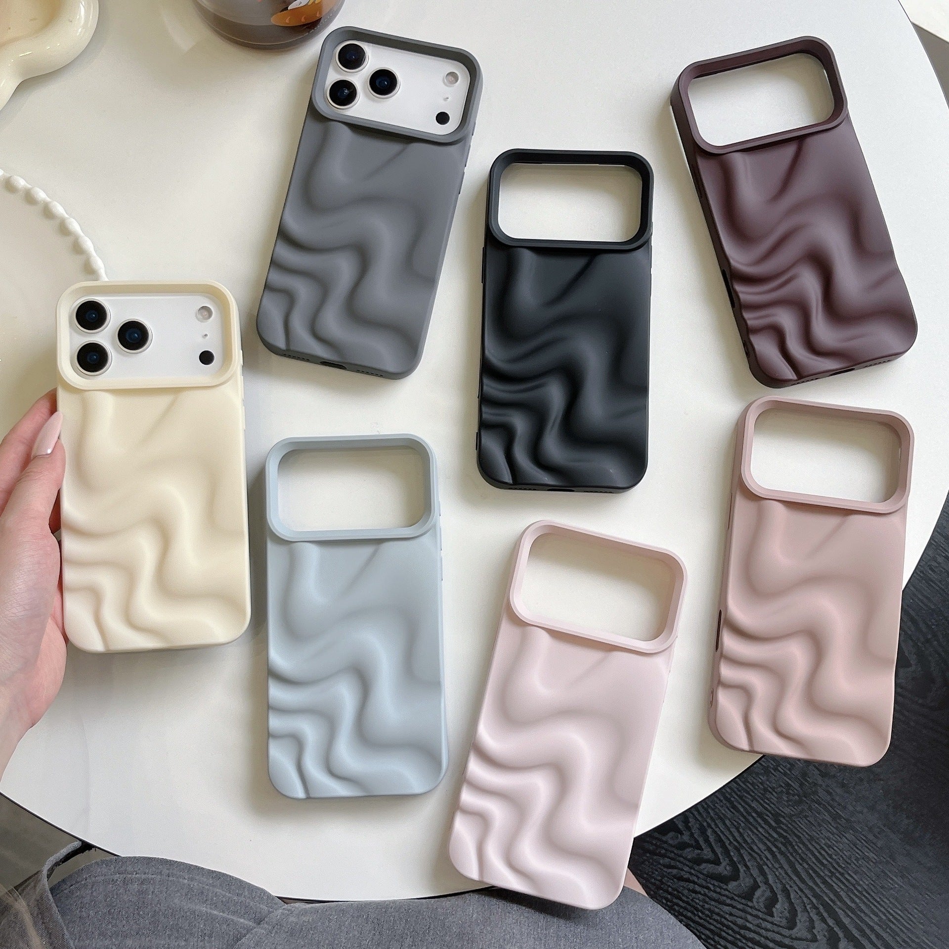 Creative Irregular Wave Pattern Solid Color Phone Case (17)