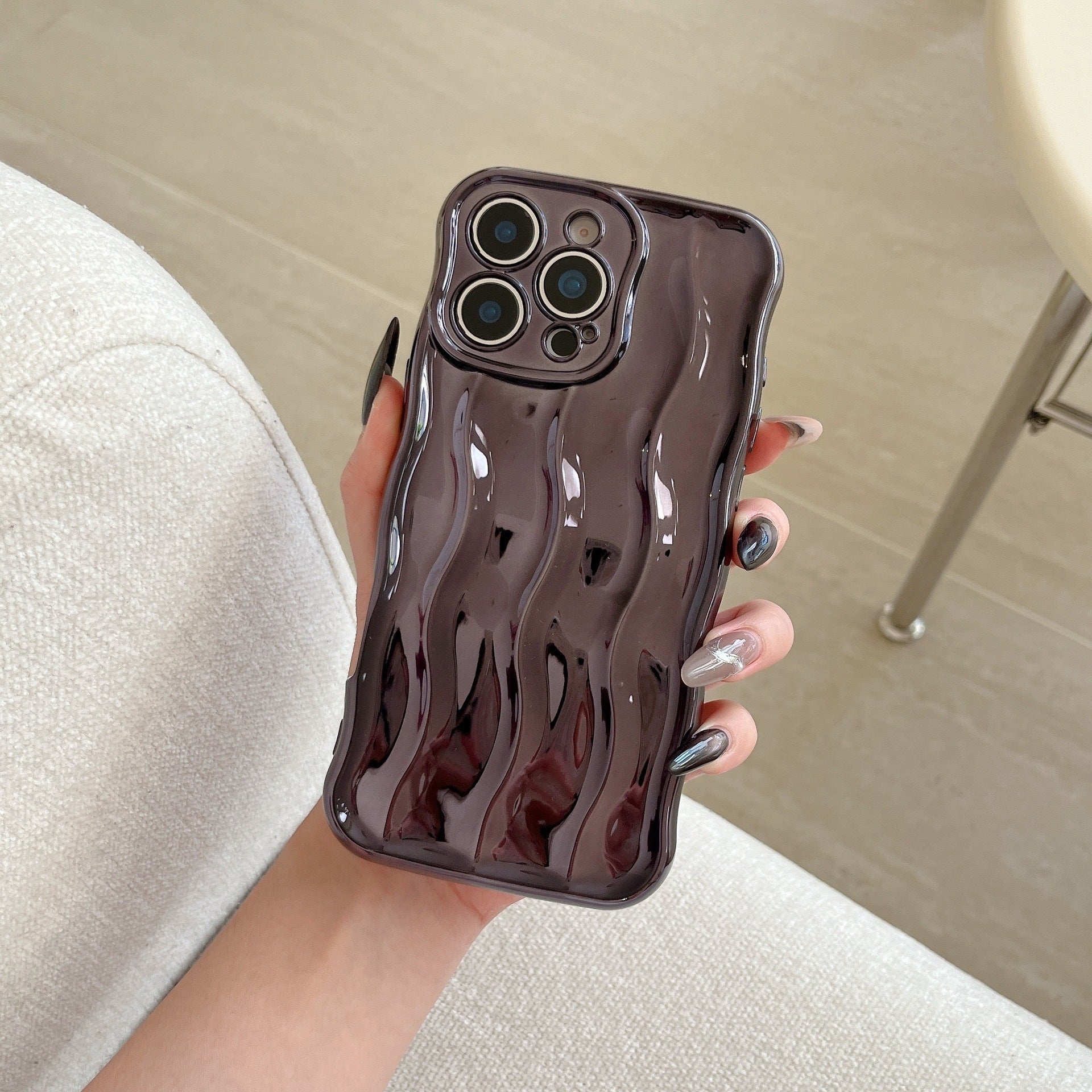 Electroplated 3D Wave Stripe Protective Phone Case (17)